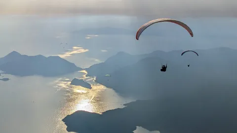 Gliders above Oludeniz